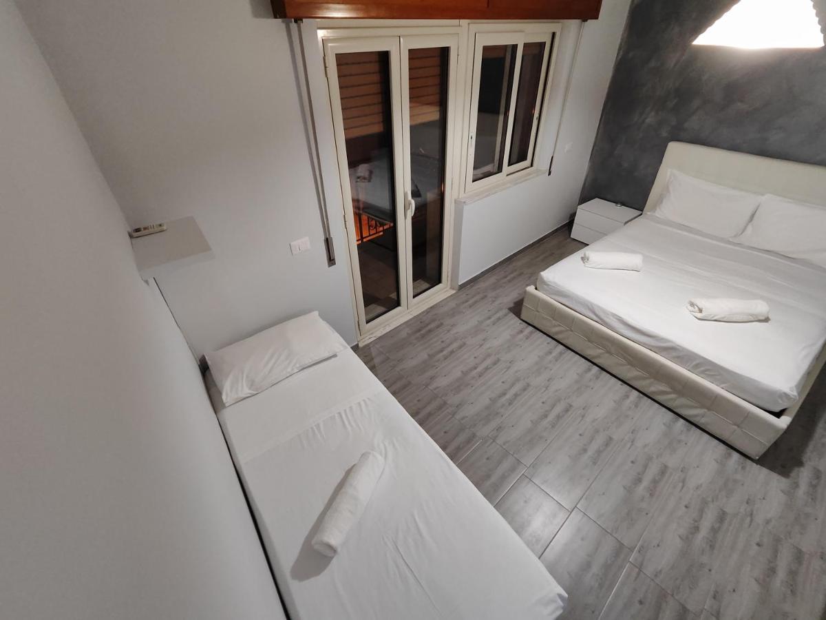 Sicily Travel Apartment'S 2 Giardini Naxos Eksteriør billede